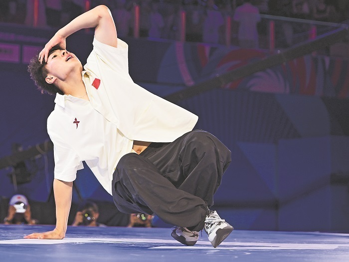 目决赛中, 工人日报, 漪获得银牌